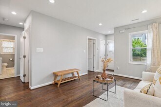 Building Photo - 1404 Beaver Heights Ln