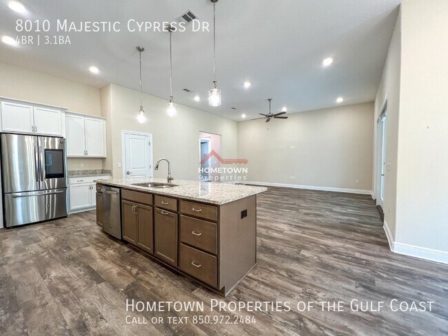 Building Photo - 8010 Majestic Cypress Dr
