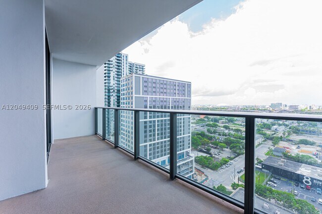 Foto del edificio - 1600 NE 1st Ct