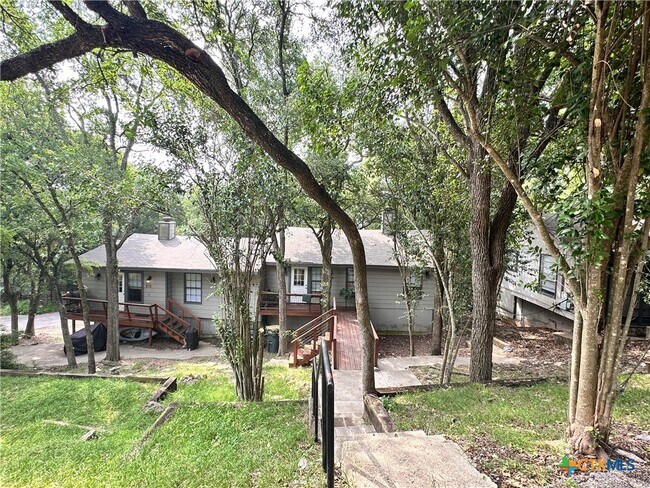 Foto del edificio - 901 Hillyer St