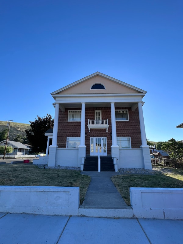 Building Photo - 315 Gale St