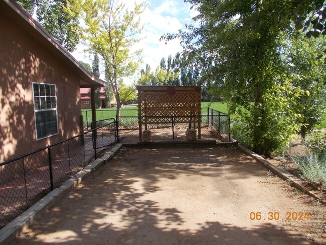 Building Photo - Darling South Valley Guest House Casita