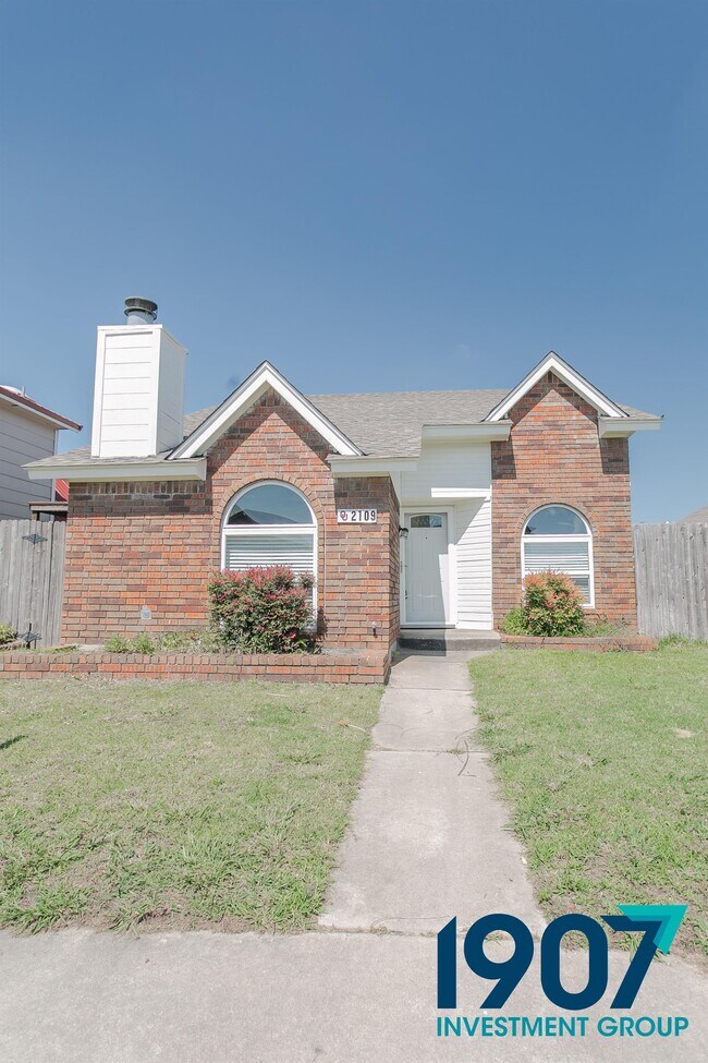 Foto del edificio - 2109 Briarcliff Dr