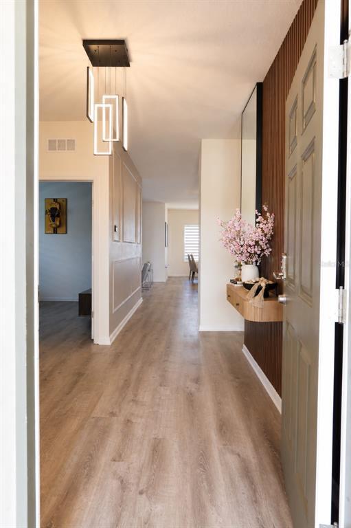 Building Photo - 1027 Aerides Wy