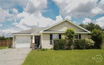 Building Photo - 170 Willow Oak Dr