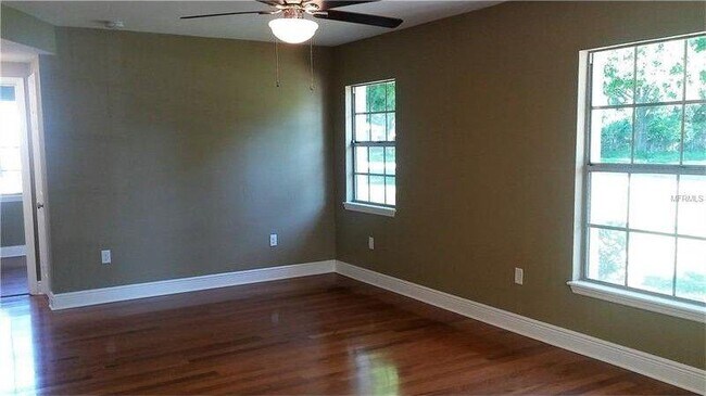 Foto del edificio - 3912 W Pearl Ave