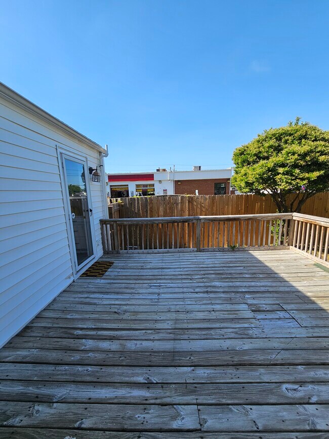 Back deck - 5023 W Seminary Ave