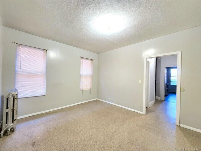 Foto del edificio - 267-271-271 Wethersfield Ave