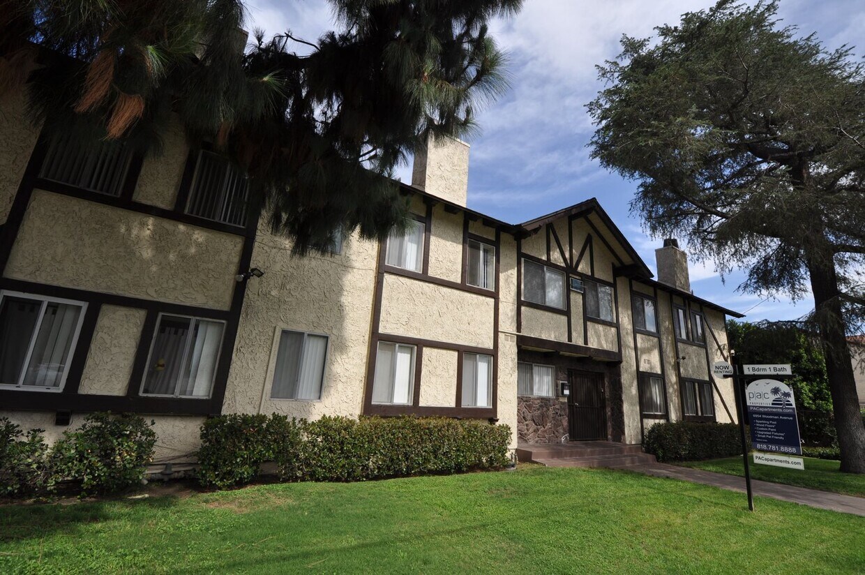 6954 Apartments in Los Angeles, CA Westside Rentals