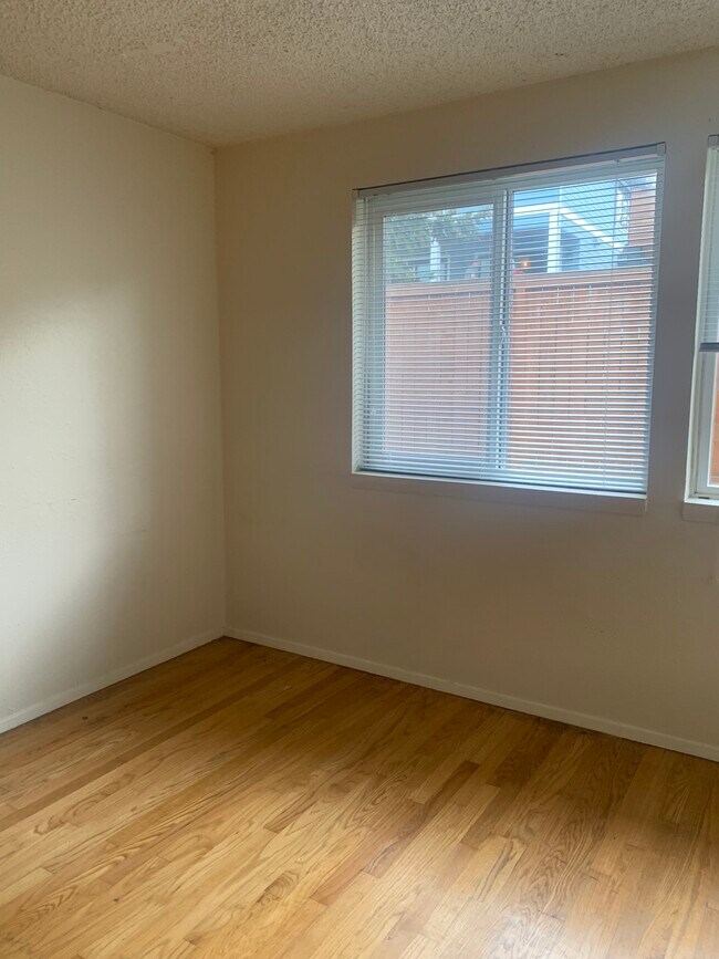 Foto del edificio - 315 23rd Ave E