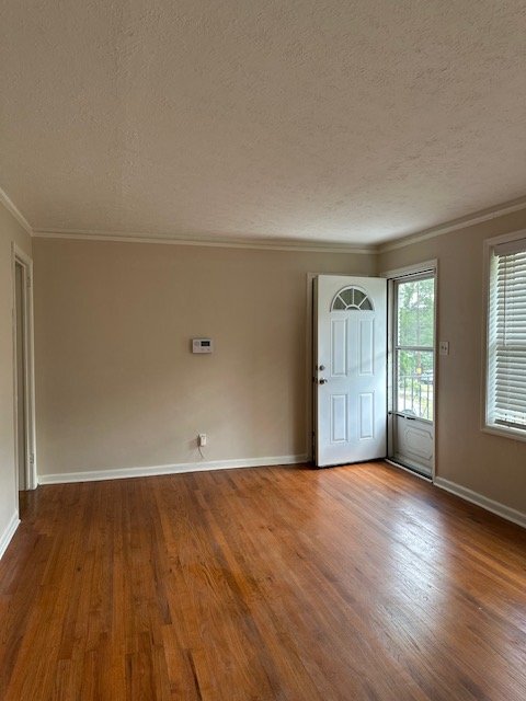 Building Photo - 2101 Holly Hill Dr