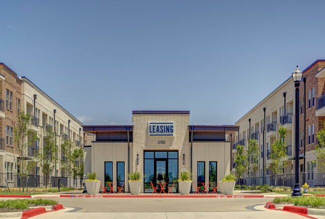Foto del edificio - Village at Lexington Ranch