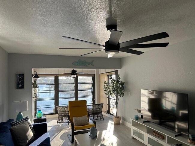 Foto del edificio - 1008 Apollo Beach Blvd