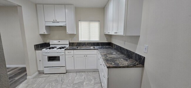 Foto del edificio - 128 N Sheridan St