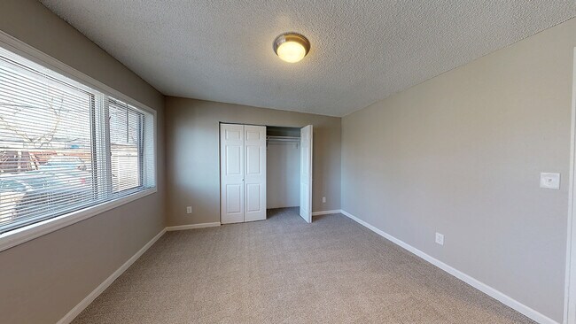 Building Photo - Wheelhouse Apartments