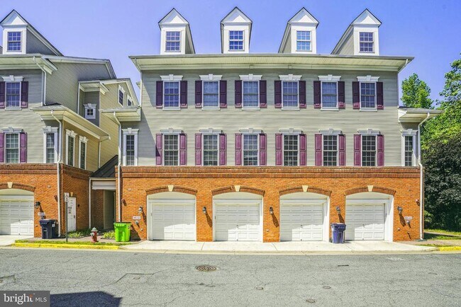 Building Photo - 8930 Milford Haven Ct