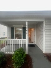 Building Photo - 1785 Summerwoods Ln