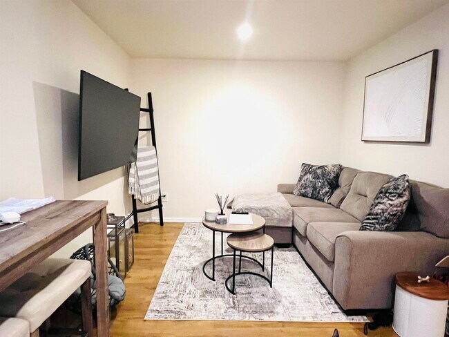 Foto del edificio - 355 1st St