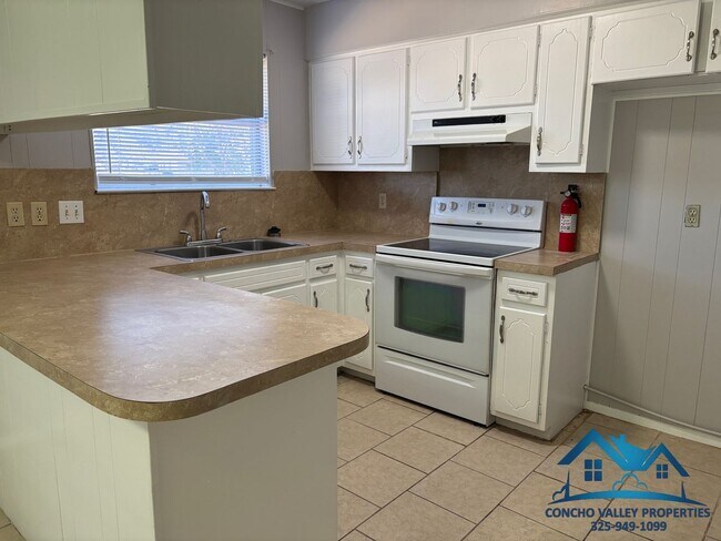 Foto del edificio - 1932 Glenwood Dr