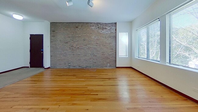 Photo - Top Floor Southport Corridor One Bedroom Apartment