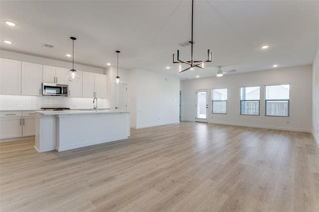 Foto del edificio - 529 Ridgewood Dr