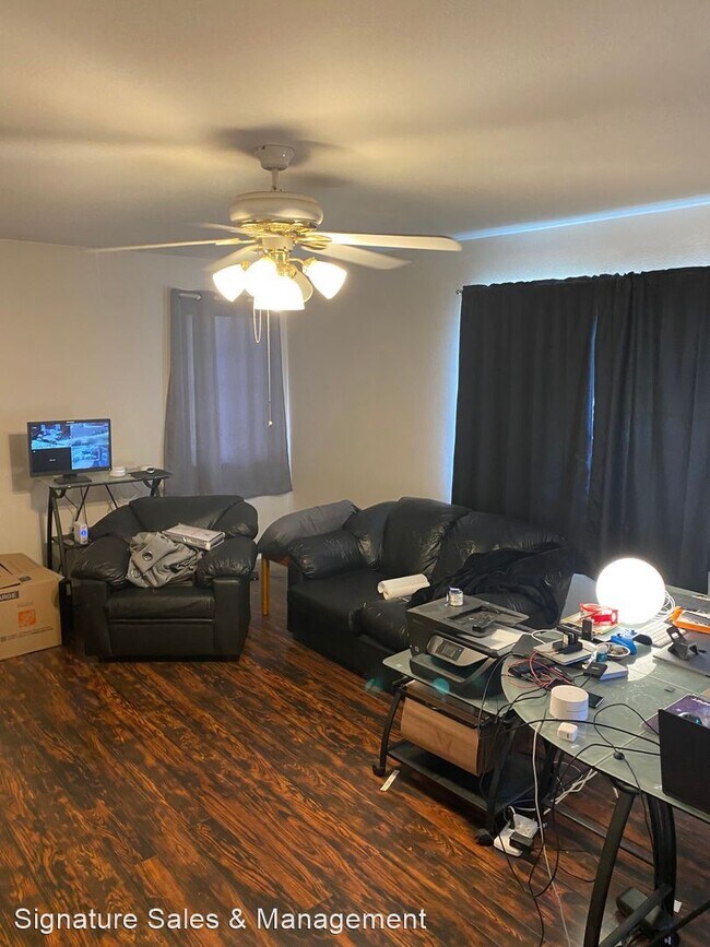 Foto del edificio - 4 br, 3 bath House - 22835 Golden Locust Dr