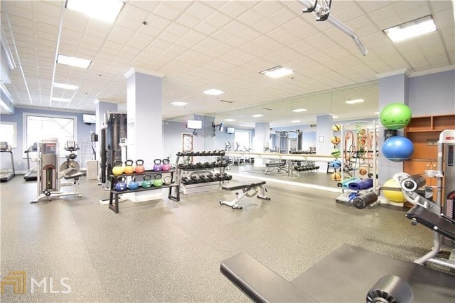 Foto del edificio - 795 Hammond Dr