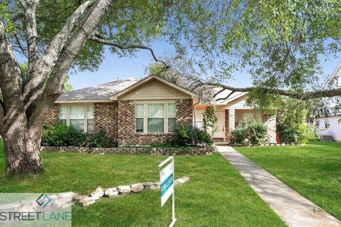Primary Photo - 6 Month Lease Offer!