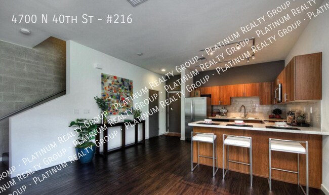 Building Photo - 40th St. (Unit #216)