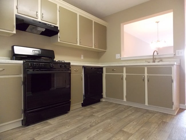 Building Photo - Ashford Meadows