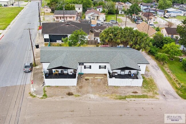 Foto del edificio - 201 W 1st St