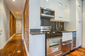 Building Photo - LEXINGTON AVE. AVAILABLE 9/1