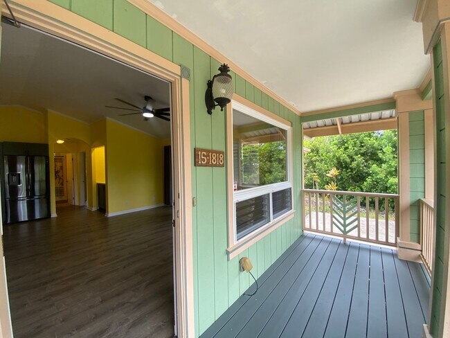 Building Photo - 3/2 In The Hawaiian Paradise Park Sunbelt!