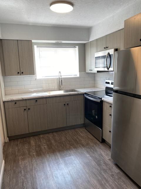Primary Photo - 2751 W 72nd St