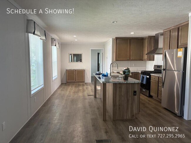 Building Photo - 106 Azalea Ave
