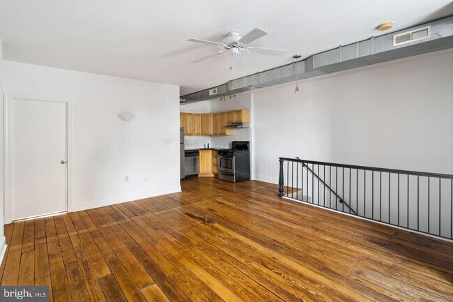 Foto del edificio - 329 S 17th St