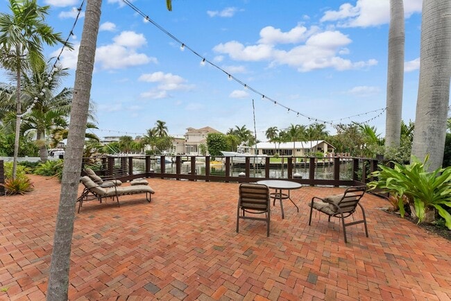 Photo - 1121 Bel Air Dr Townhome