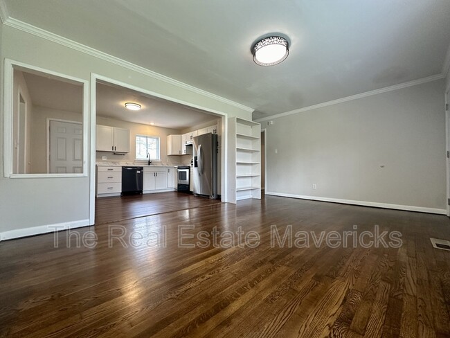 Building Photo - 7155 Shepherd View Cir