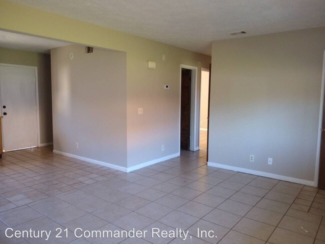 Foto del edificio - 3704 E 11th St