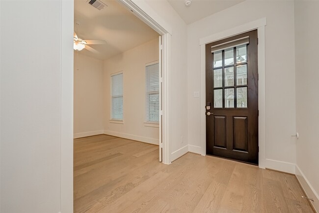 Foto del edificio - 10 Thorpe Ln