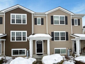 Building Photo - 2385 Upland Rd