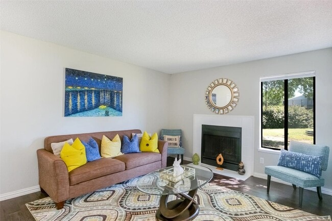 Photo - 4600 W Pioneer Dr Apartment