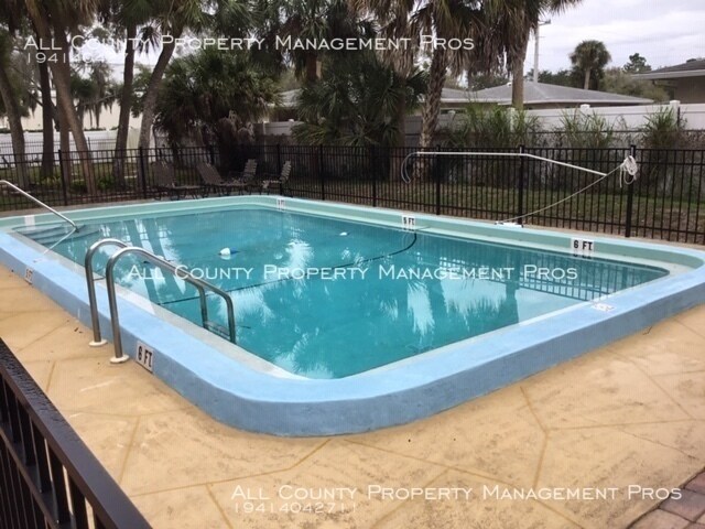 Foto del edificio - 4150 Bee Ridge Rd