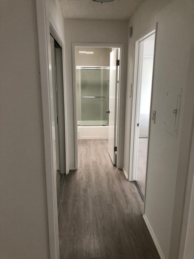 Foto del edificio - 1810 Prosser Ave