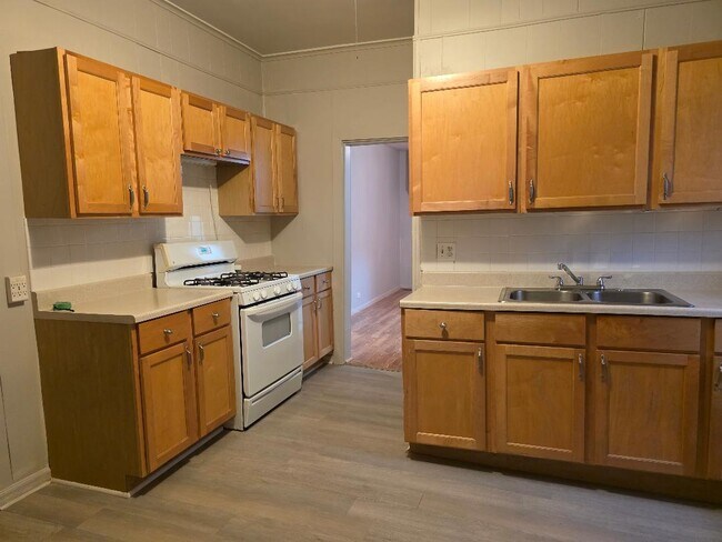 Foto del edificio - 1712 W 33rd Pl