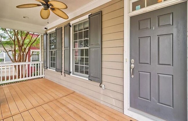 Foto del edificio - Recently Remodeled Lake Carolina Home