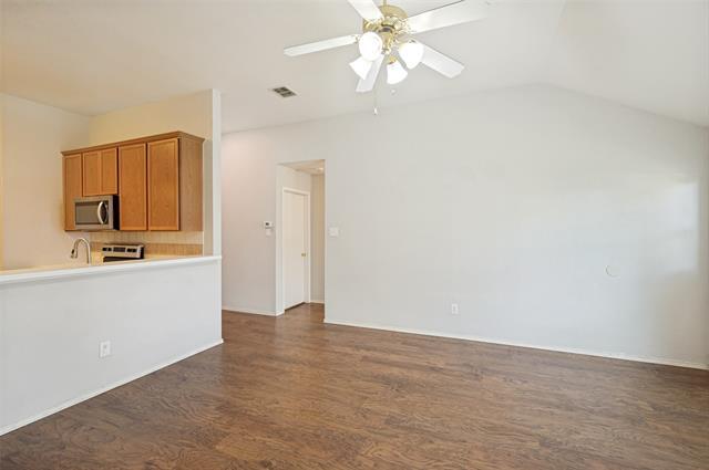 Building Photo - 3705 Hermalinda Dr