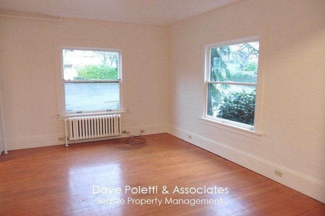 Building Photo - 1005 N 42nd St