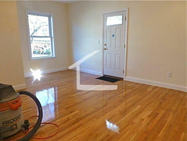 Foto del edificio - 174 Fuller St