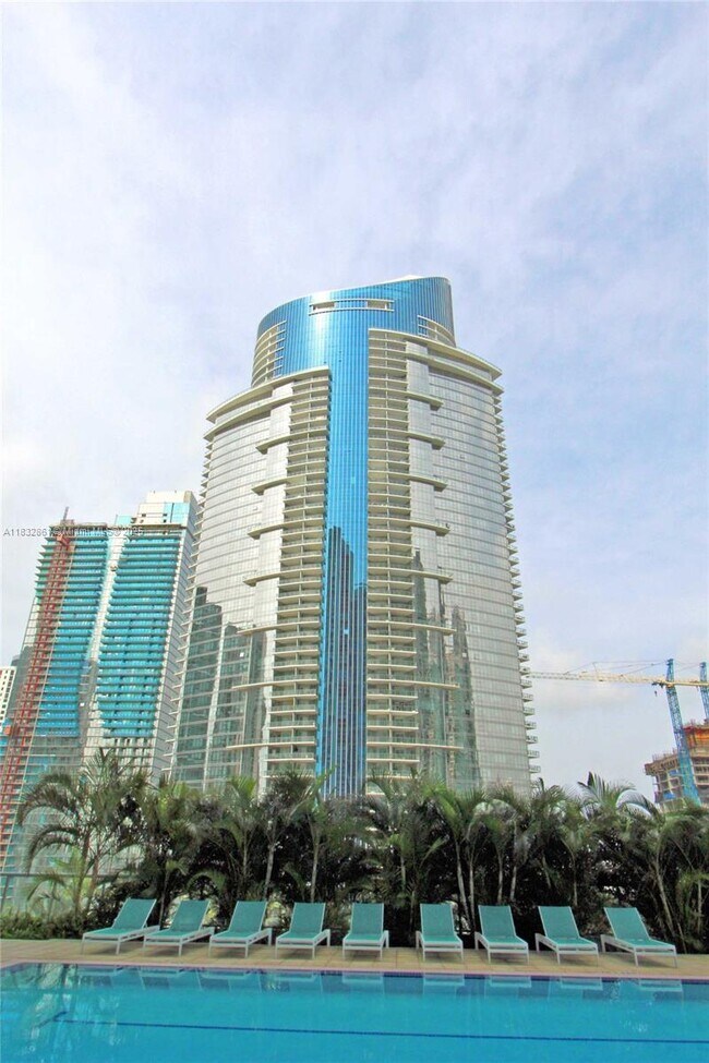 Foto del edificio - 888 Biscayne Blvd
